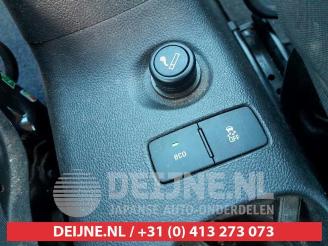 Chevrolet Aveo Aveo (300), Hatchback, 2006 / 2015 1.3 D 16V picture 19