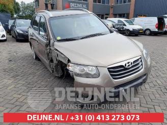 disassembly passenger cars Hyundai Santa Fe Santa Fe II (CM), SUV, 2006 / 2012 2.0 CRDi 16V 4x4 2010