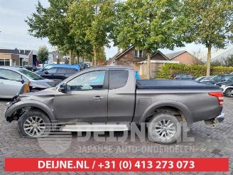 Mitsubishi L-200 L-200, Pick-up, 1986 / 1996 2.4 Clean Diesel 4WD picture 4