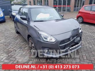 Auto da rottamare Suzuki Swift Swift (ZC/ZD), Hatchback 5-drs, 2017 1.2 Dual Jet 16V SHVS 2019/8
