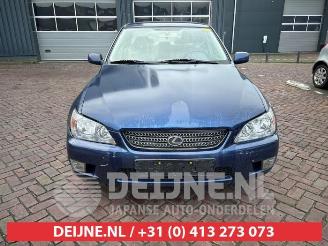 Lexus IS IS (E1), Sedan, 1999 / 2005 200 2.0 24V picture 2