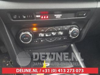 Mazda 3 3 (BM/BN), Hatchback, 2013 / 2019 2.2 SkyActiv-D 150 16V picture 24