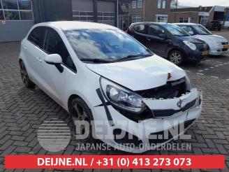 Uttjänta bilar auto Kia Rio Rio III (UB), Hatchback, 2011 / 2017 1.2 CVVT 16V 2012/4
