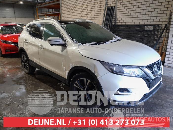 Nissan Qashqai Qashqai (J11), SUV, 2013 / 2021 1.3 DIG-T 160 16V