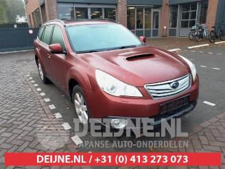 Vrakbiler auto Subaru Legacy Legacy Wagon (BR), Combi, 2009 / 2014 2.0 D 16V 2012/10