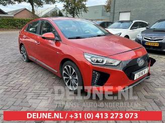 Vrakbiler auto Hyundai Ioniq Ioniq, Liftback, 2016 / 2022 Electric 2017/12