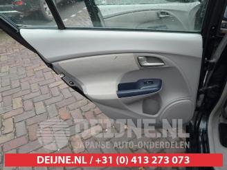 Honda Insight Insight (ZE2), Hatchback, 2009 / 2013 1.3 16V VTEC picture 12