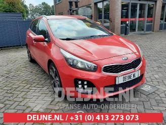 Vrakbiler auto Kia Cee d Cee'd Sportswagon (JDC5), Combi, 2012 / 2018 1.6 CRDi 16V VGT 2016/10