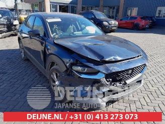 demontáž osobní automobily Mazda CX-30 CX-30 (DM), SUV, 2019 2.0 e-SkyActiv-G 122 16V 2019
