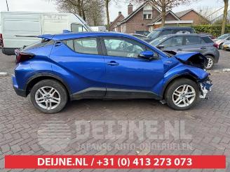 Toyota C-HR C-HR (X1,X5), SUV, 2016 1.8 16V Hybrid picture 8