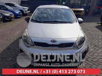 Kia Rio Rio III (UB), Hatchback, 2011 / 2017 1.4 CVVT 16V picture 2