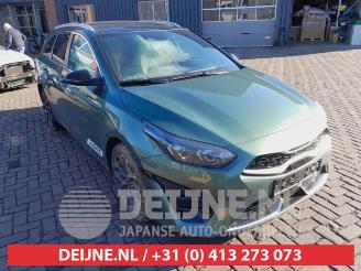 rozbiórka samochody osobowe Kia Cee d Ceed Sportswagon (CDF), Combi 5-drs, 2018 1.5 T-GDI 16V 2024/6