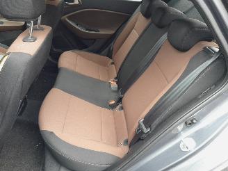 Hyundai I-20  picture 14
