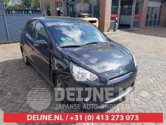 Vrakbiler auto Mitsubishi Space-star Space Star (A0), Hatchback, 2012 1.0 12V 2014/7