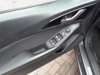 Mazda 3  picture 11