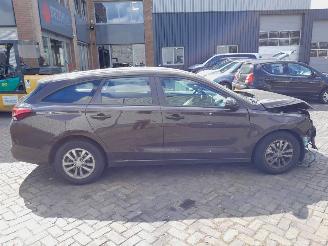 Hyundai I-30  picture 8