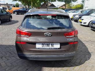 Hyundai I-30  picture 6