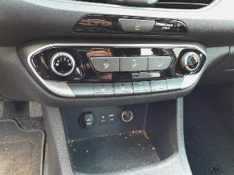 Hyundai I-30  picture 24