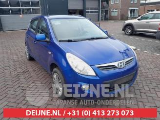 Coche siniestrado Hyundai I-20 i20, Hatchback, 2008 / 2015 1.2i 16V 2009/4