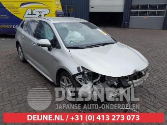 Auto incidentate Suzuki Swace Swace, Combi 5-drs, 2020 1.8 16V Hybrid 2022/3