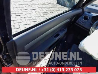 Suzuki Swift Swift (ZA/ZC/ZD1/2/3/9), Hatchback, 2005 / 2015 1.5 VVT 16V picture 14