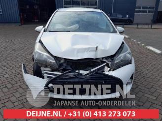 Toyota Yaris Yaris III (P13), Hatchback, 2010 / 2020 1.0 12V VVT-i picture 2