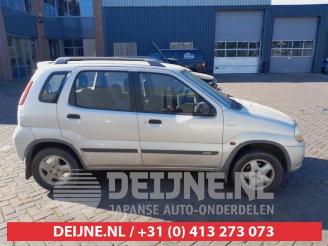 Suzuki Ignis Ignis (FH), Hatchback, 2000 / 2005 1.3 16V picture 8