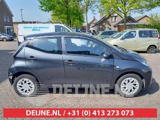 Toyota Aygo Aygo (B40), Hatchback, 2014 1.0 12V VVT-i picture 8
