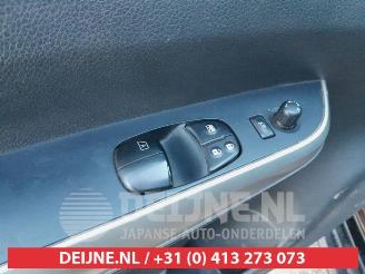 Nissan Navara  picture 13