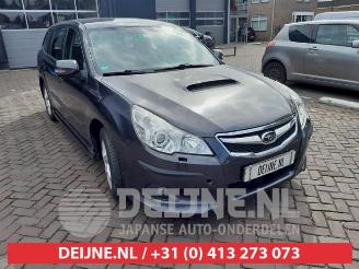 Vrakbiler auto Subaru Legacy Legacy Wagon (BR), Combi, 2009 / 2014 2.0 D 16V 2009/11