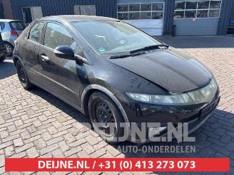 Vrakbiler auto Honda Civic Civic (FK/FN), Hatchback, 2005 / 2012 2.2 i-CTDi 16V 2006/4