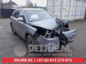 Vrakbiler auto Suzuki Vitara Vitara (LY/MY), SUV, 2015 1.4 S Turbo 16V AllGrip 2015/6
