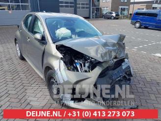 disassembly passenger cars Toyota Yaris Yaris IV (P21/PA1/PH1), Hatchback, 2020 1.5 12V Hybrid 115 2022/6