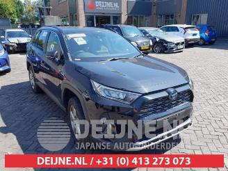Uttjänta bilar auto Toyota Rav-4 RAV4 (A5), Terreinwagen, 2018 2.5 Hybrid 16V AWD 2019/1