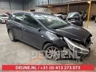 Uttjänta bilar auto Kia Cee d Cee'd Sportswagon (JDC5), Combi, 2012 / 2018 1.6 CRDi 16V VGT 2013/12