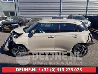 Suzuki Swift Swift (ZCE/ZDE), Hatchback 5-drs, 2023 1.2 VVT 12V Hybrid picture 4