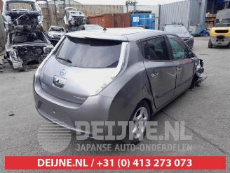 Nissan Leaf Leaf (ZE0), Hatchback, 2010 / 2017 Leaf picture 7