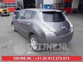Nissan Leaf Leaf (ZE0), Hatchback, 2010 / 2017 Leaf picture 5