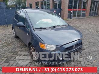 Vrakbiler auto Mitsubishi Colt Colt (Z2/Z3), Hatchback, 2004 / 2012 1.3 16V 2009/12