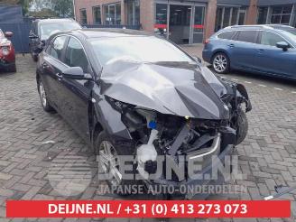 Uttjänta bilar auto Kia Cee d Ceed (CDB5/CDBB), Hatchback 5-drs, 2018 1.0i T-GDi 12V 2021/3
