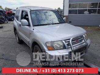 Purkuautot passenger cars Mitsubishi Pajero Pajero Hardtop (V6/7), Terreinwagen, 2000 / 2006 3.2 DI-D 16V 2001/4