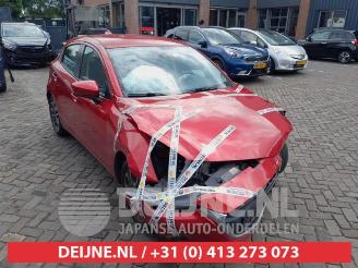 Vrakbiler auto Mazda 2 2 (DJ/DL), Hatchback, 2014 1.5 SkyActiv-G 90 2018/3