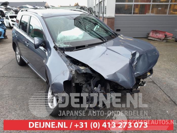 Nissan Qashqai Qashqai (J10), SUV, 2007 / 2014 2.0 16V 4x4
