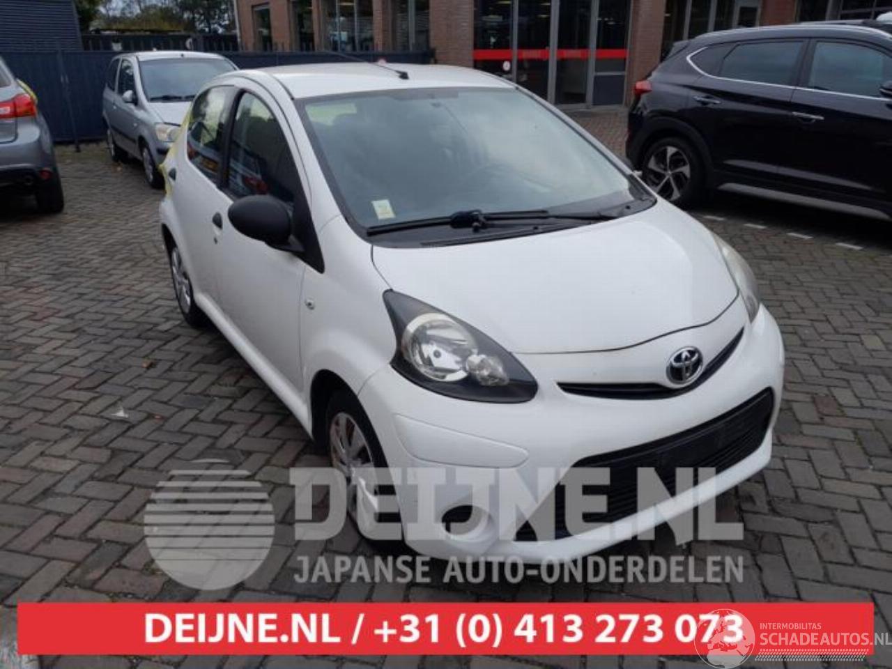 Toyota Aygo Aygo (B10), Hatchback, 2005 / 2014 1.0 12V VVT-i