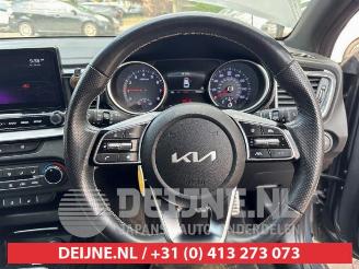 Kia Pro cee d Proceed (CD), Combi 5-drs, 2018 1.5 T-GDI 16V picture 15