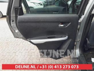 Suzuki Vitara Vitara (LY/MY), SUV, 2015 1.4 S Turbo 16V AllGrip picture 13