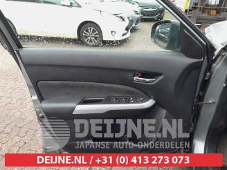 Suzuki Vitara Vitara (LY/MY), SUV, 2015 1.4 S Turbo 16V AllGrip picture 11