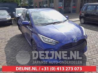 demontáž osobní automobily Toyota Yaris Yaris IV (P21/PA1/PH1), Hatchback, 2020 1.5 12V Hybrid 115 2021/6