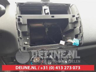 Suzuki Swift Swift (ZA/ZC/ZD1/2/3/9), Hatchback, 2005 / 2011 1.3 VVT 16V picture 22