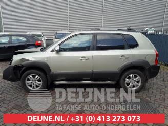 Hyundai Tucson Tucson (JM), SUV, 2004 / 2010 2.0 16V CVVT 4x2 picture 4